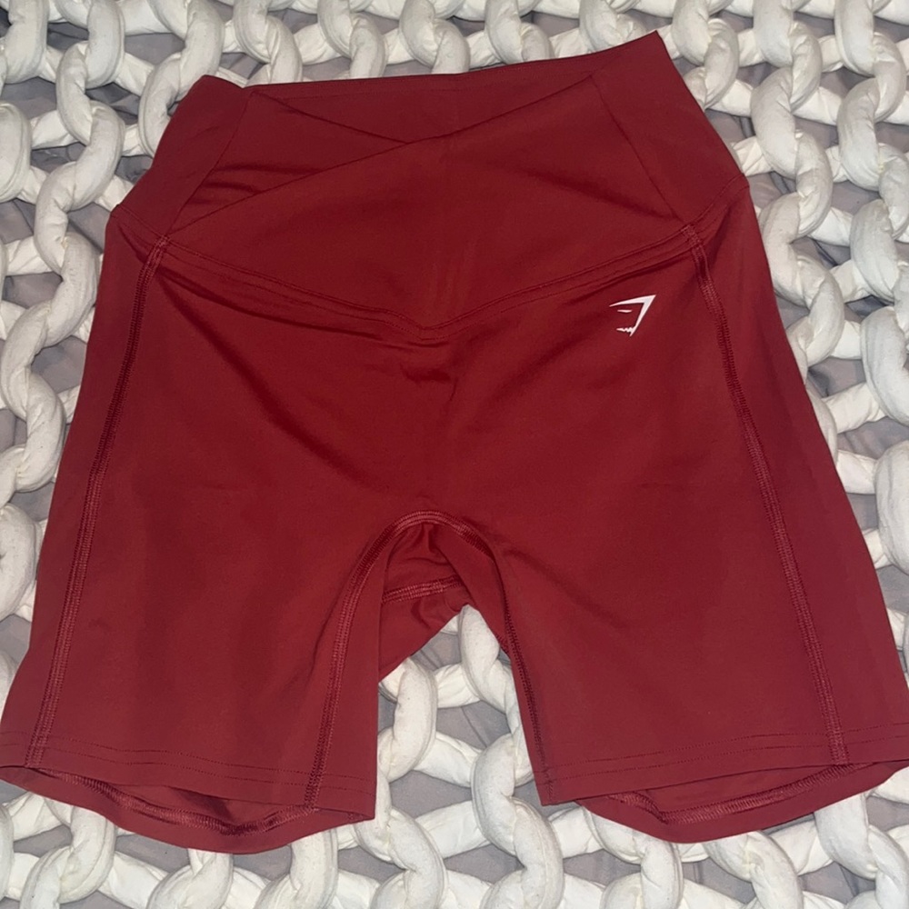 Gymshark Crossover Shorts - Pomegranate Red